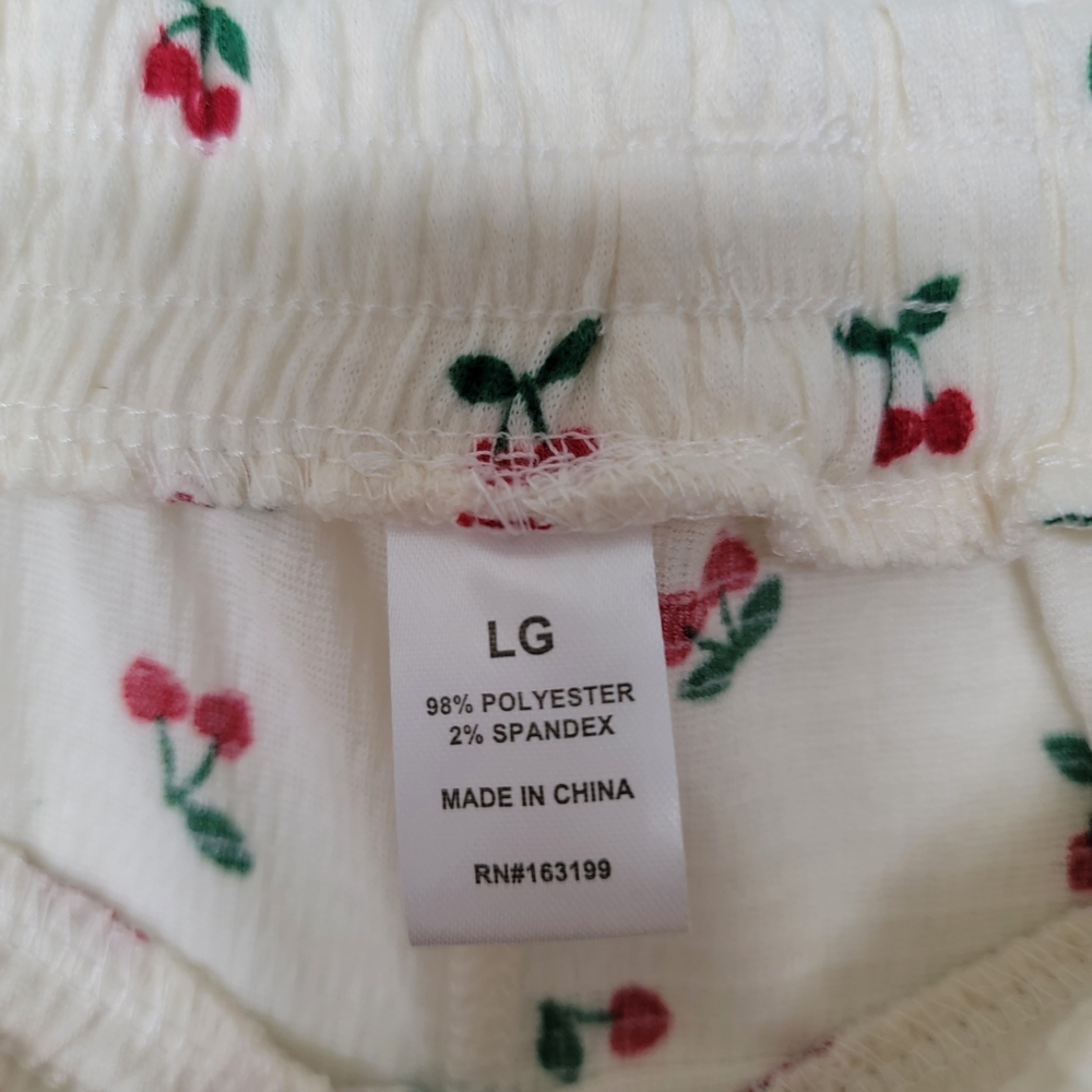 Ivory Crepe Fabric with Red and Green Cherry Print Lounge Pants Size Large - Picture 3 of 6